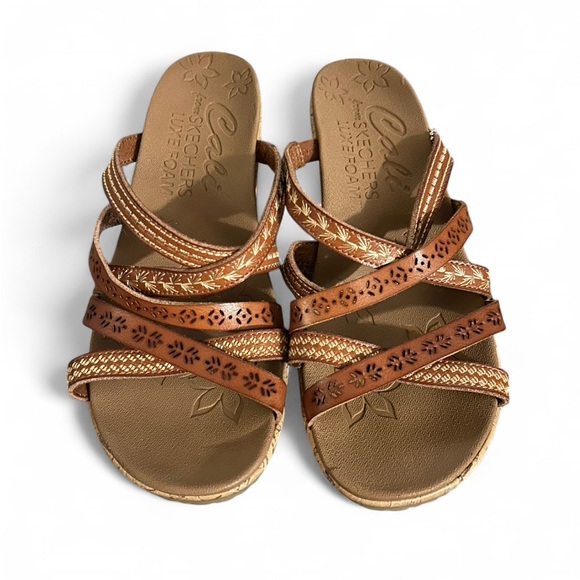 Women's Sketchers Beverlee - Tiger Posse Wedge Sandals - Picture 2 of 6